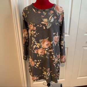 2/$15 | Pink Blush dress with pockets | Size: Small